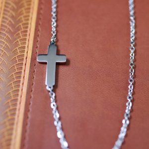 SMALL CROSS NECKLACE